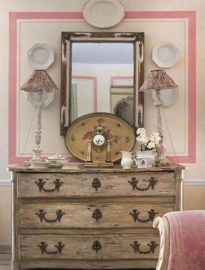 pink-cottage-dresser-interior-shabby